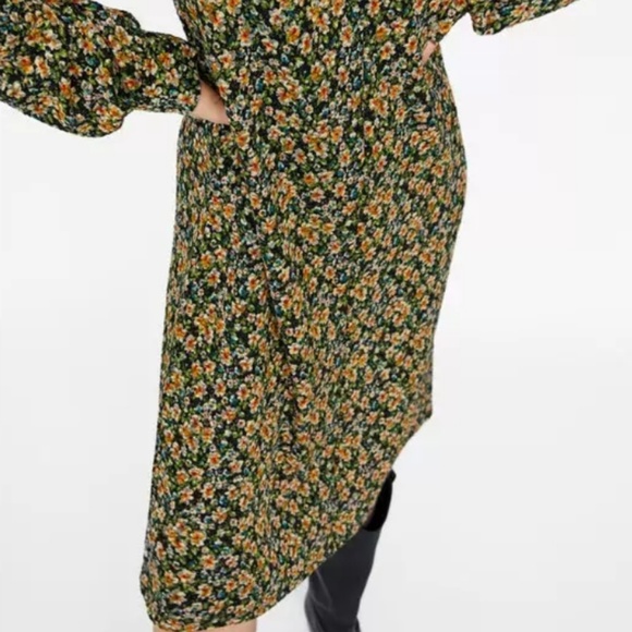 Zara Floral Midi with Knitted Sweater Neckline - Picture 7 of 8